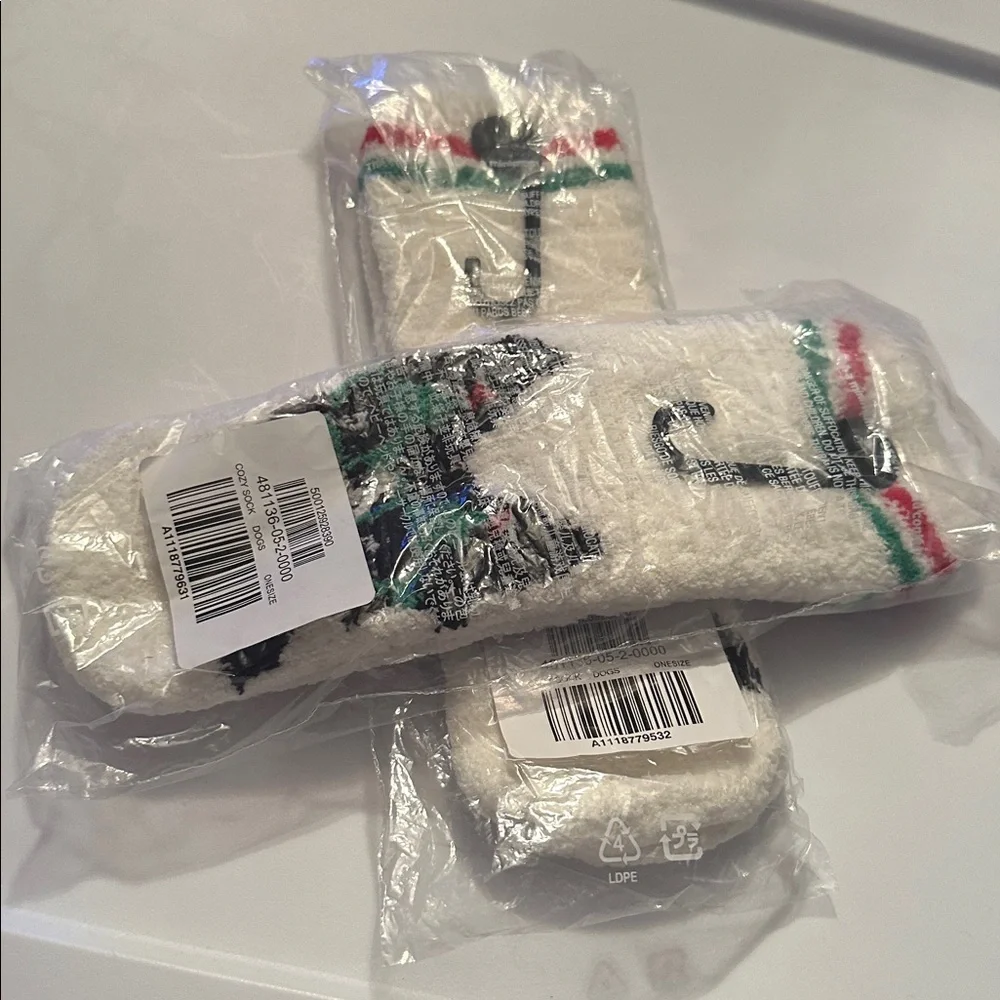 Old Navy White and Black Cozy Socks with Winter Design set of 2